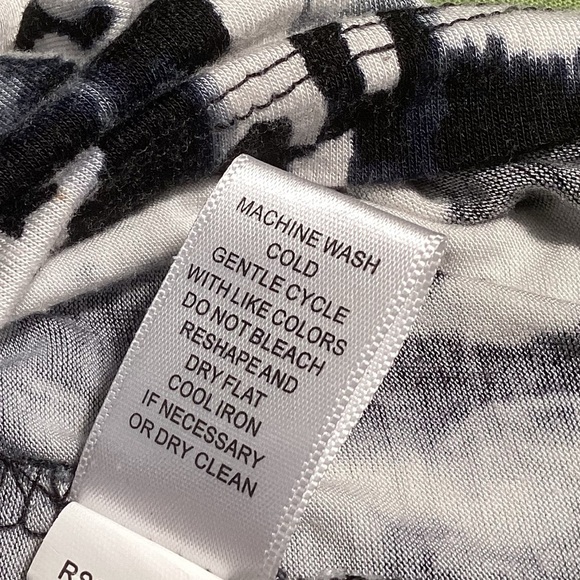 Spense Monochrome Abstract Pattern Top Size M - Picture 12 of 14